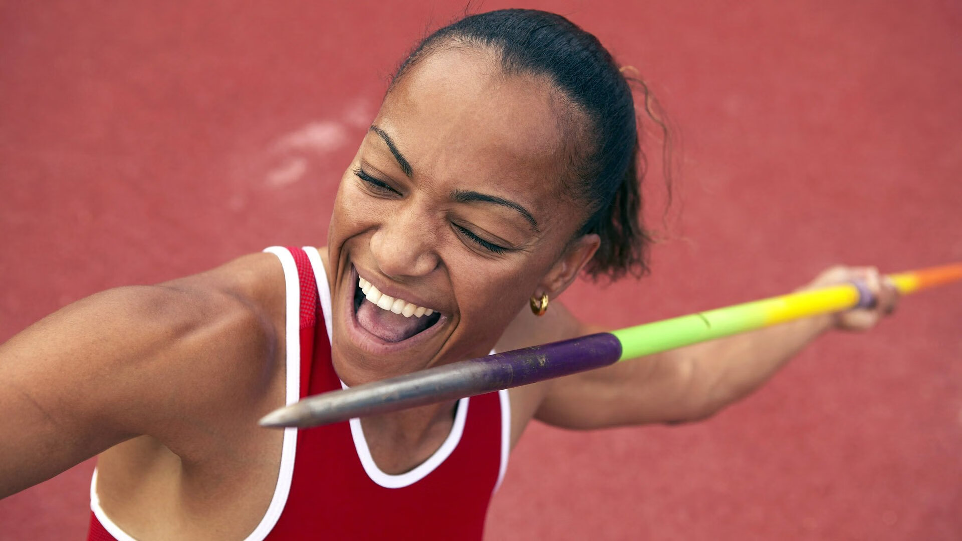 世界射箭荒野挑战赛 新西兰站 选手需在复杂山林环境完成全程